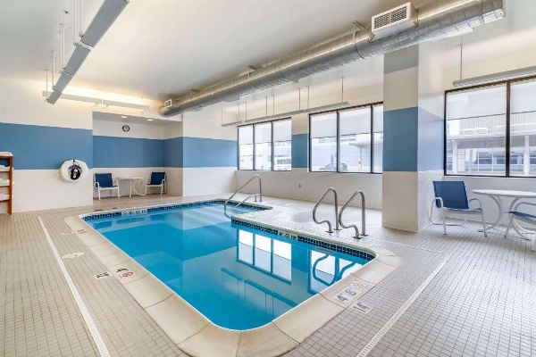 Bangor Aviator Hotel, Best Western Premier Collection image 3